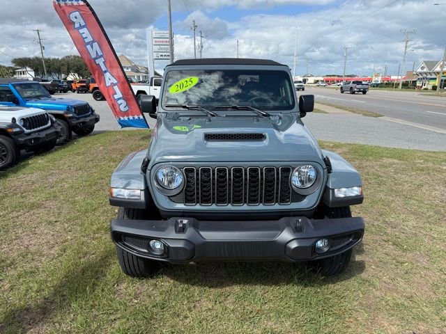 New 2025 Jeep Gladiator Sport image 2