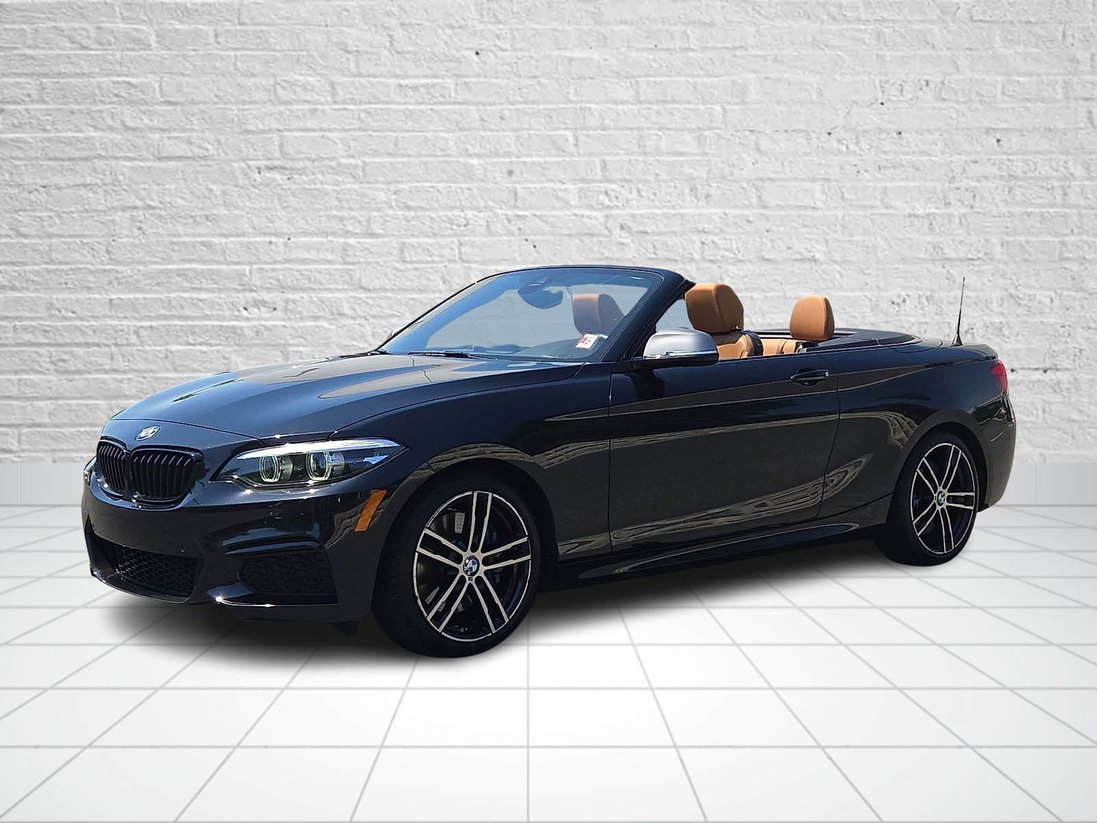 Used 2018 BMW M240i Convertible RWD image 3
