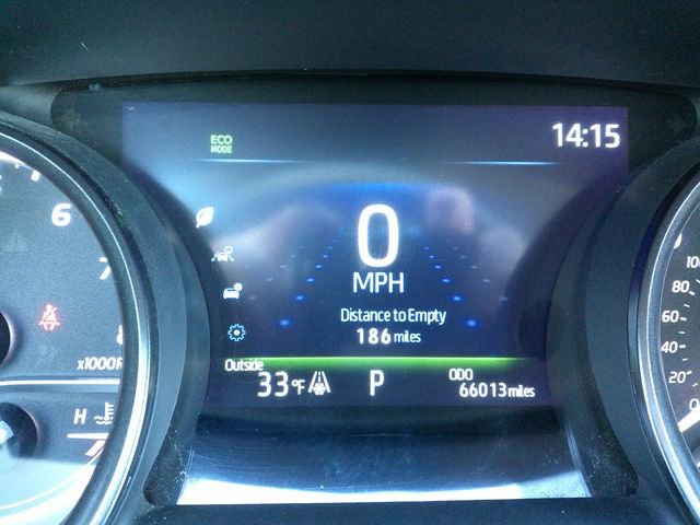 Used 2023 Toyota Camry SE image 10