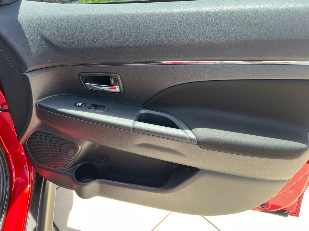 Used 2024 Mitsubishi Outlander Sport ES AWD/4WD image 6