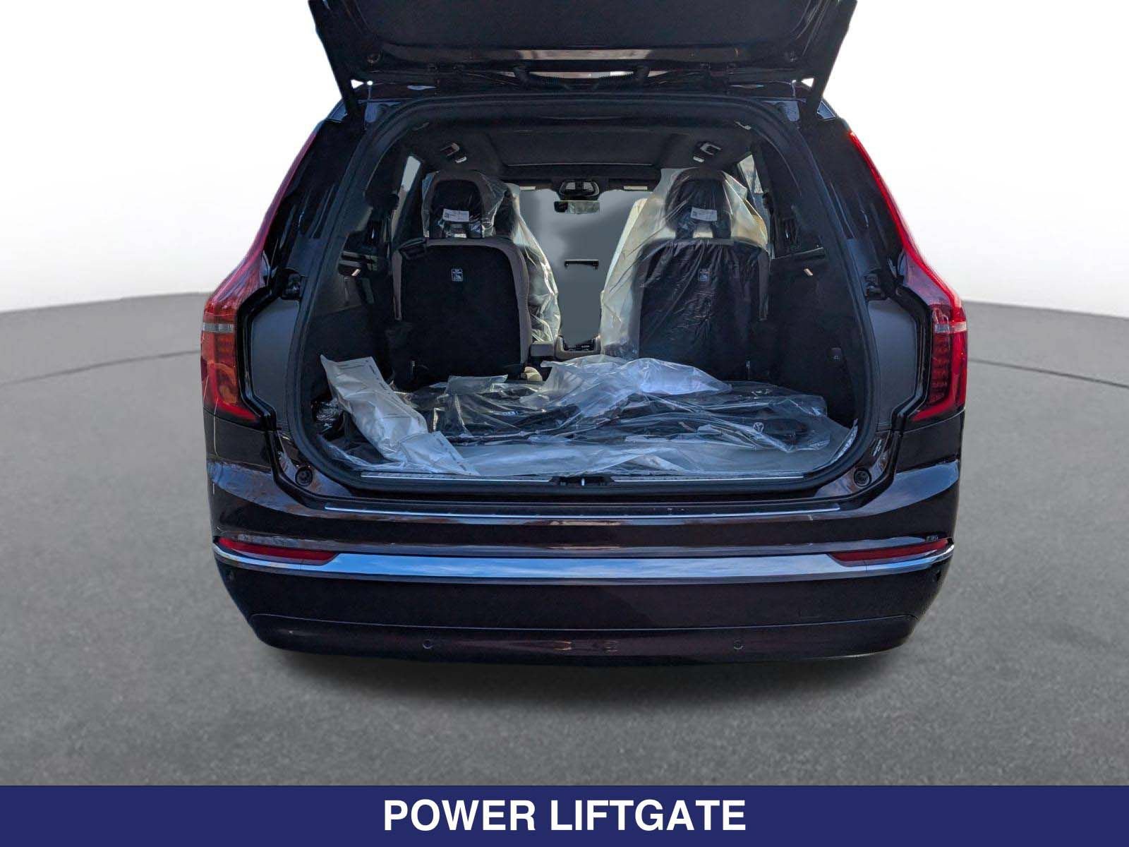 New 2026 Volvo XC90 B6 Plus w/ Protection Package Premier AWD/4WD image 21