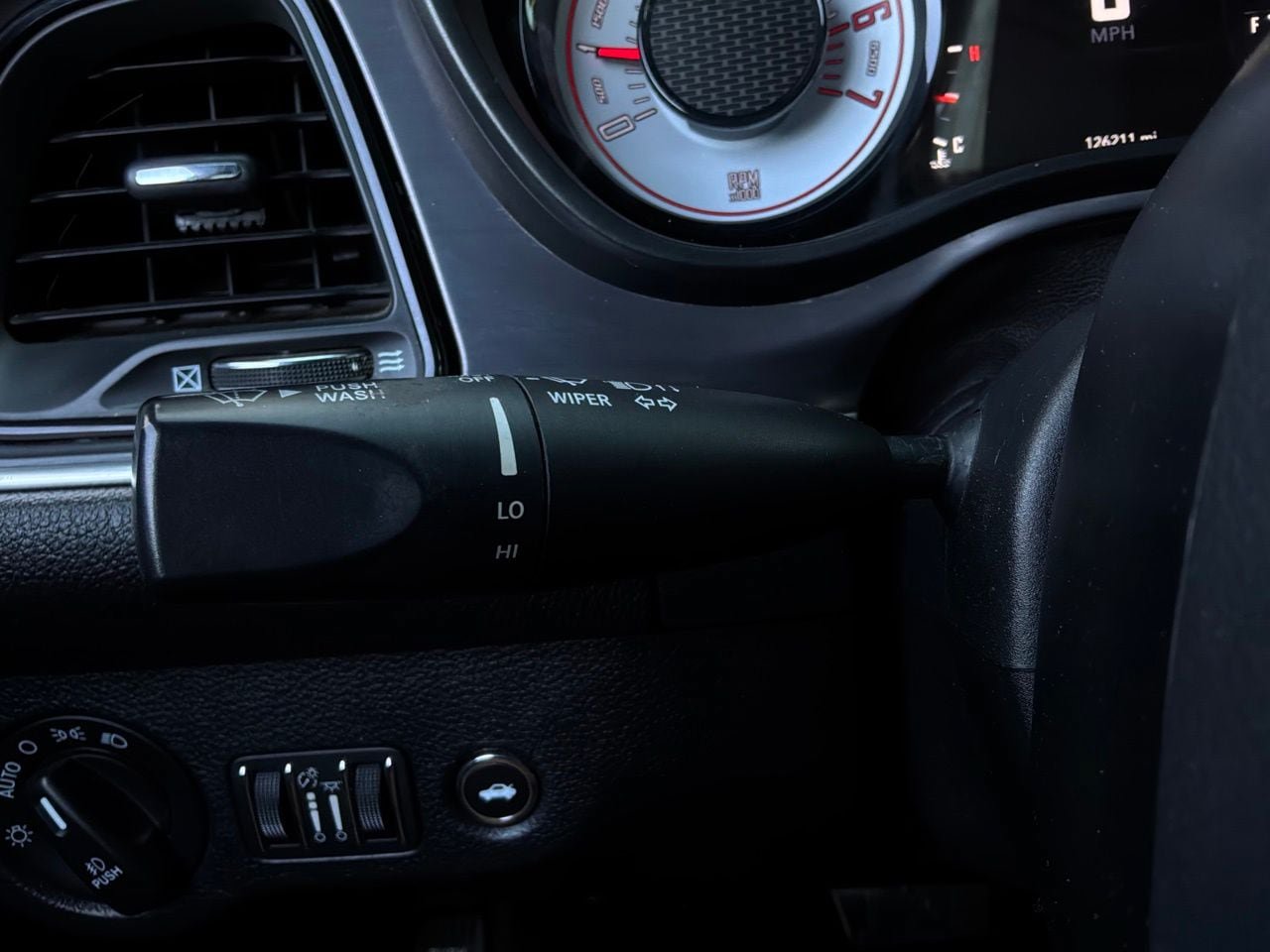Used 2019 Dodge Challenger R/T w/ Driver Convenience Group RWD image 38