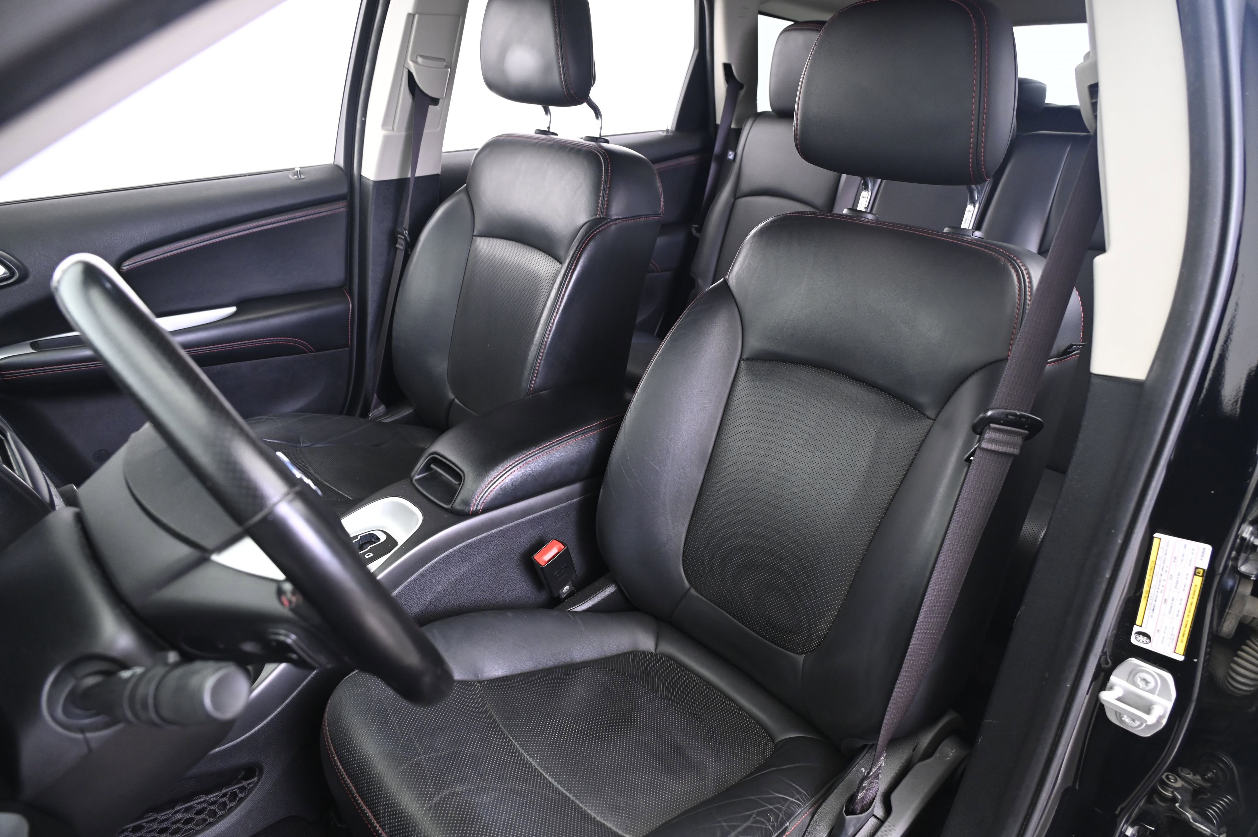 Used 2019 Dodge Journey GT image 31