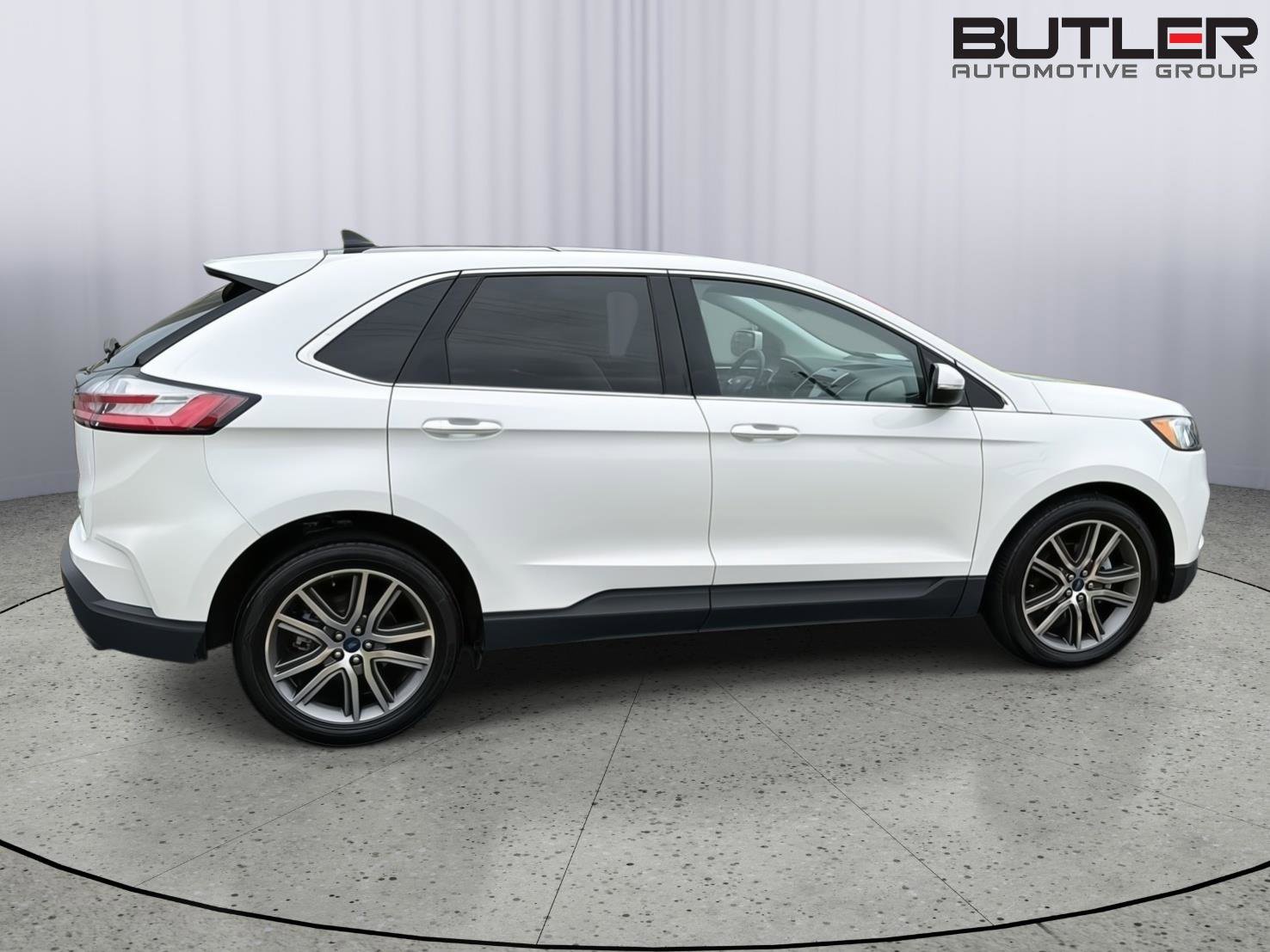 Used 2020 Ford Edge Titanium FWD image 7