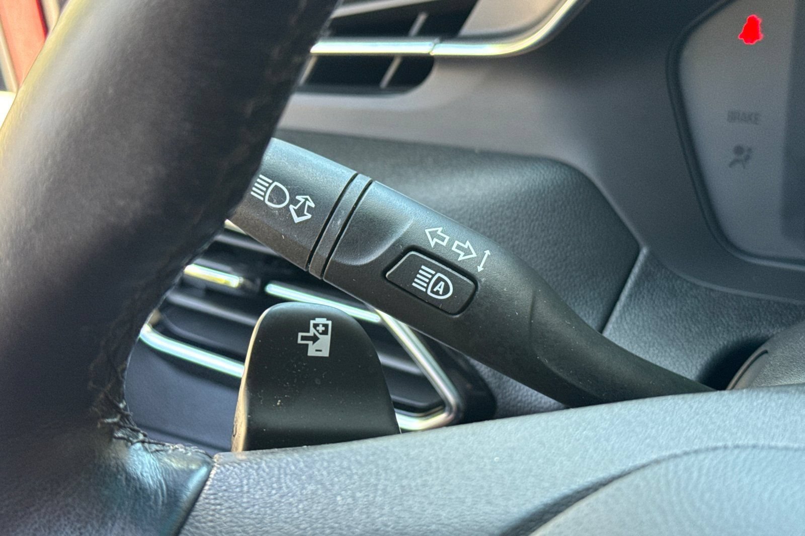 Used 2023 Chevrolet Bolt LT w/ Infotainment Package FWD image 35