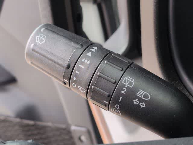Used 2024 Ford Bronco Outer Banks AWD/4WD image 25