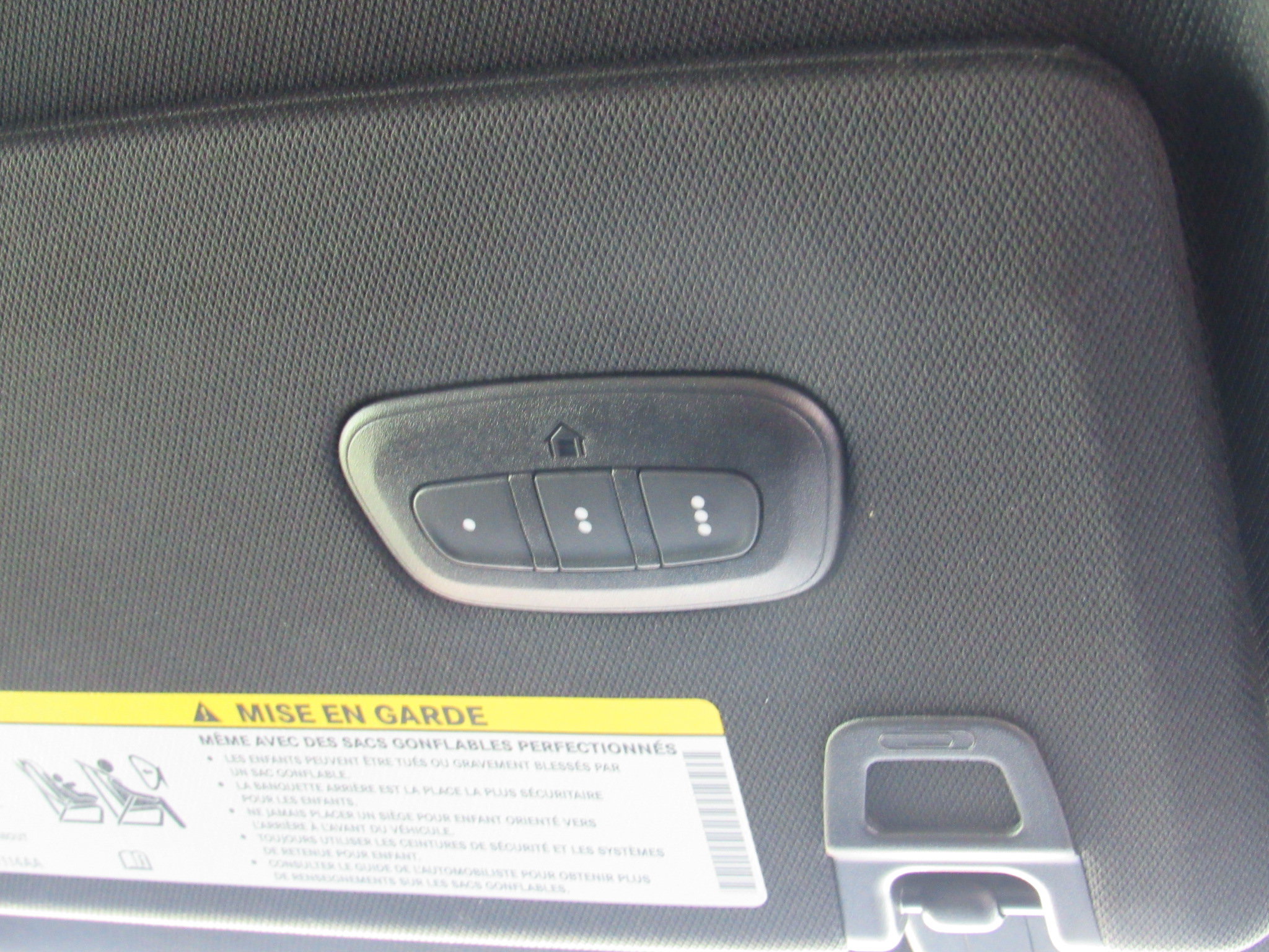 Used 2025 Jeep Grand Cherokee Limited AWD/4WD image 32