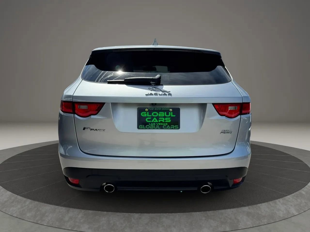 Used 2017 Jaguar F-PACE Prestige AWD/4WD image 6