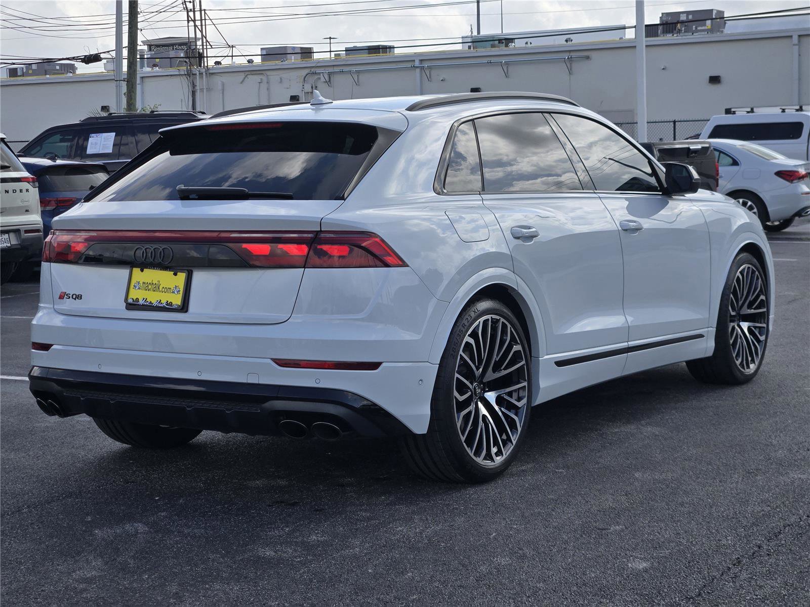 Used 2025 Audi SQ8 Prestige AWD/4WD image 8