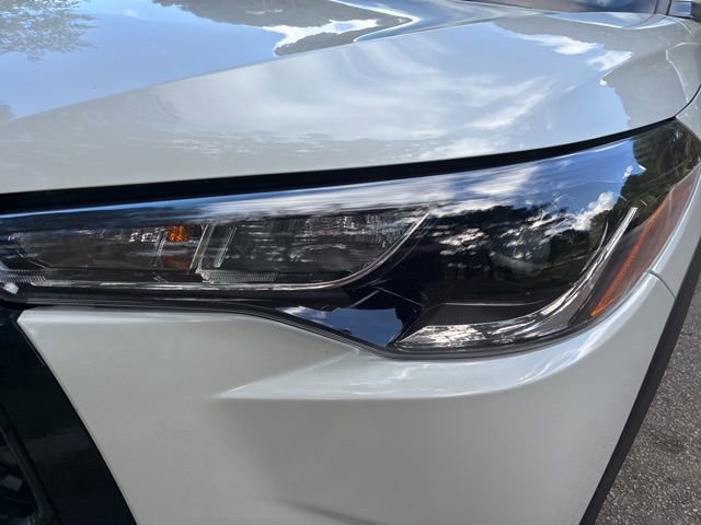 Used 2023 Toyota Corolla Cross LE FWD image 10