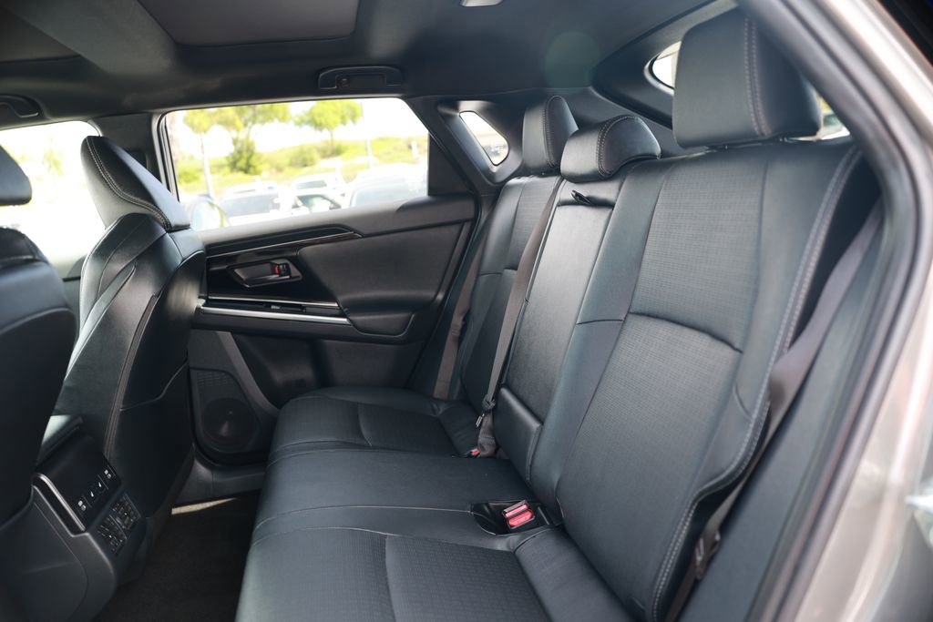 Used 2023 Toyota bZ4X Limited image 33