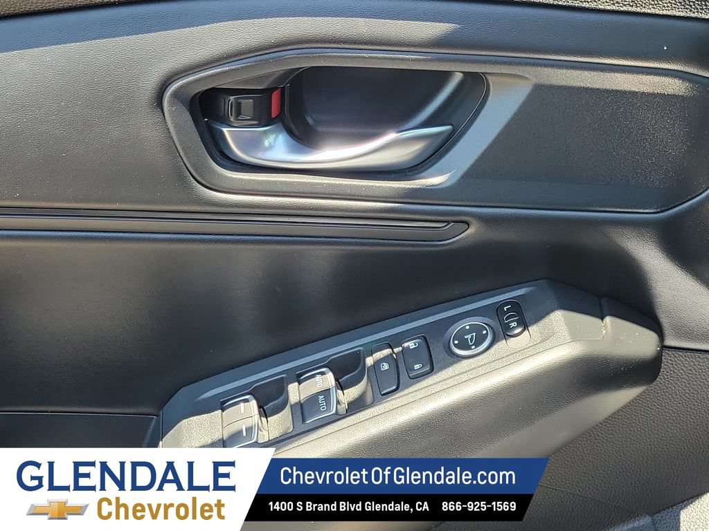 Used 2023 Honda Accord EX image 31
