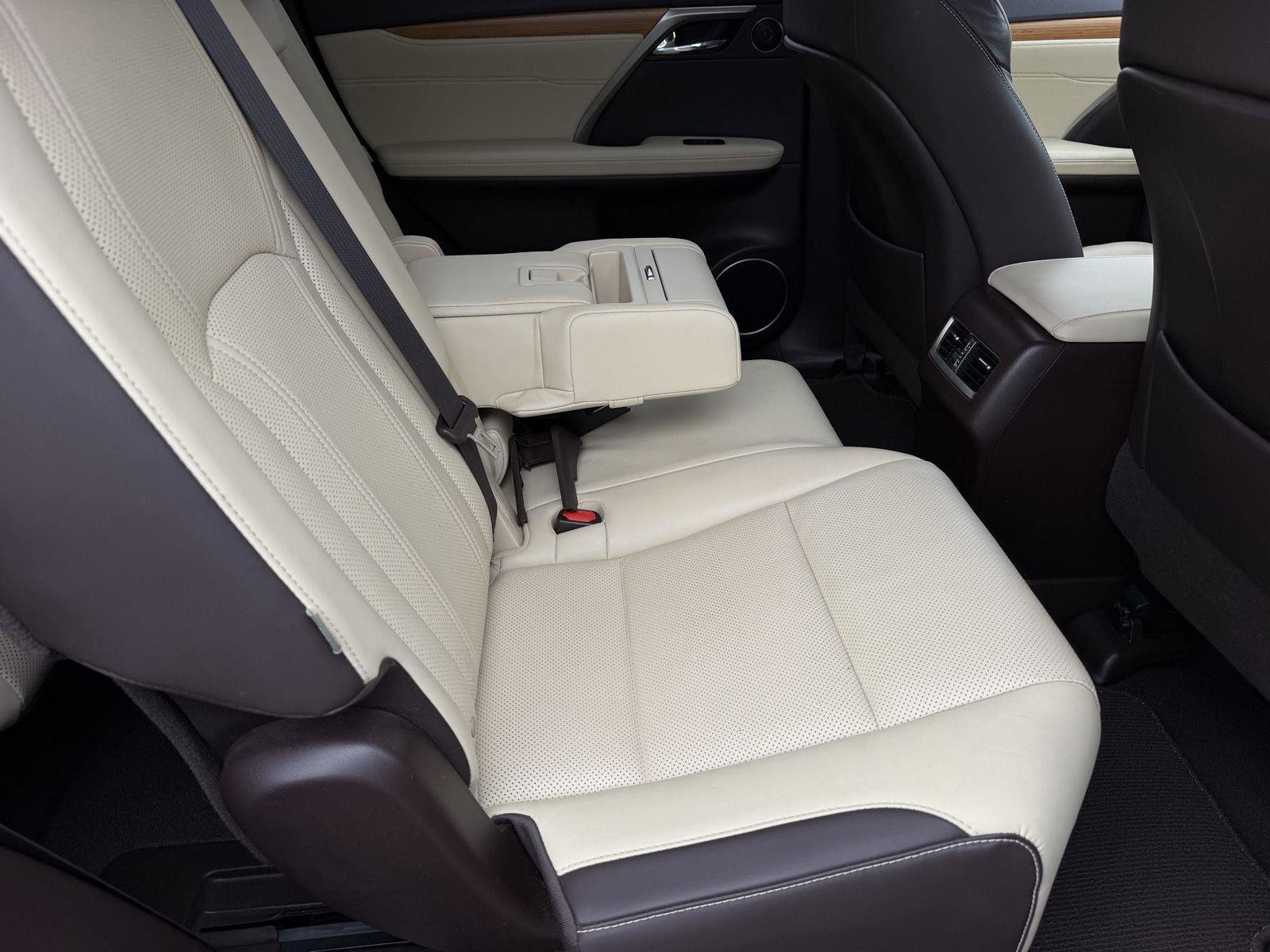 Used 2018 Lexus RX 350L FWD image 26