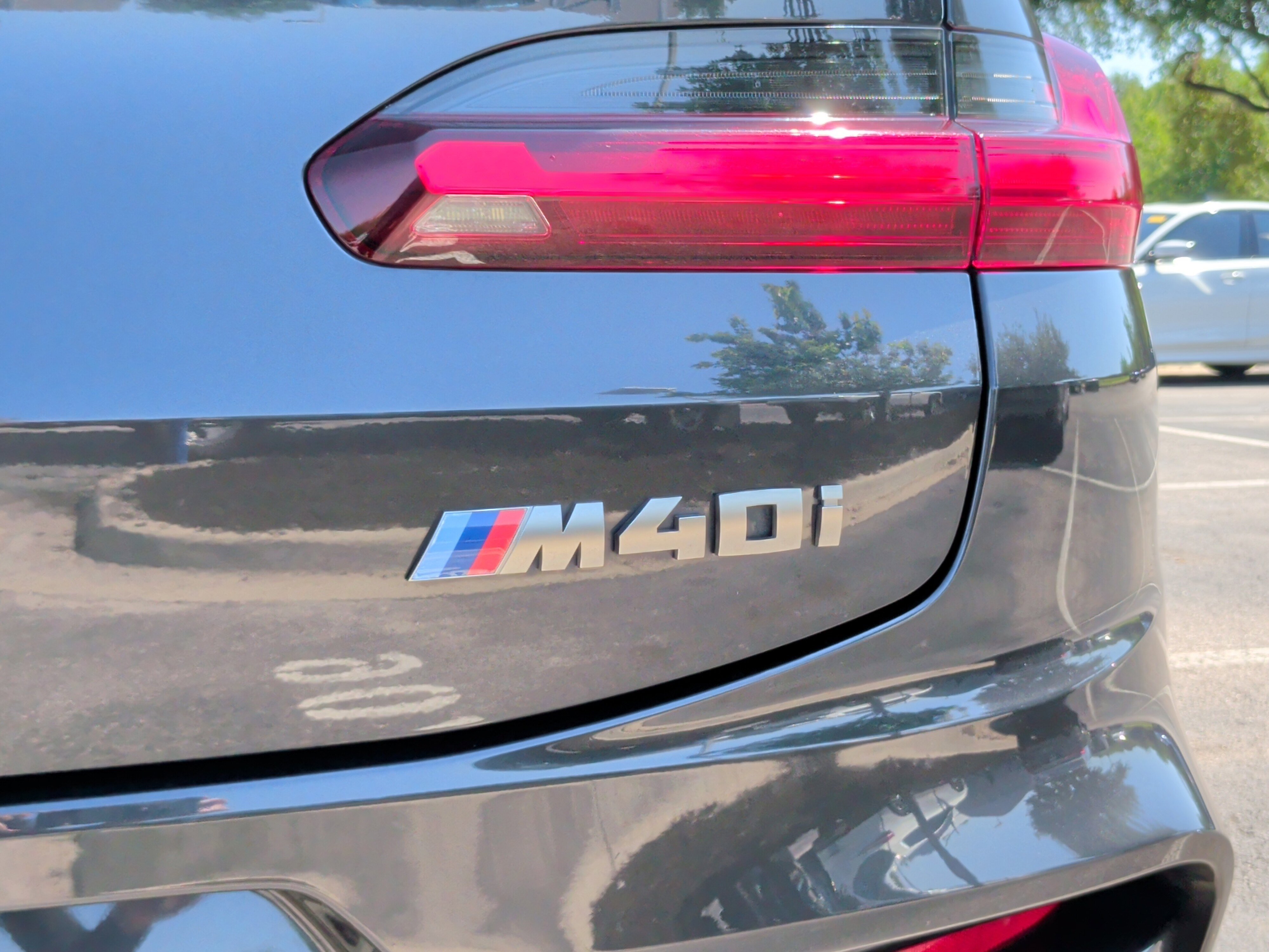 Used 2019 BMW X4 M40i w/ Executive Package AWD/4WD image 12