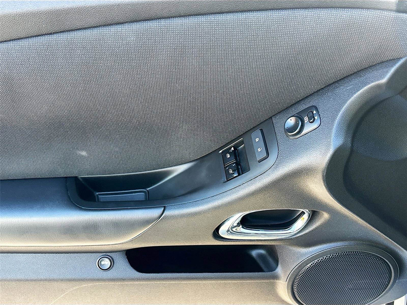 Used 2013 Chevrolet Camaro SS image 19