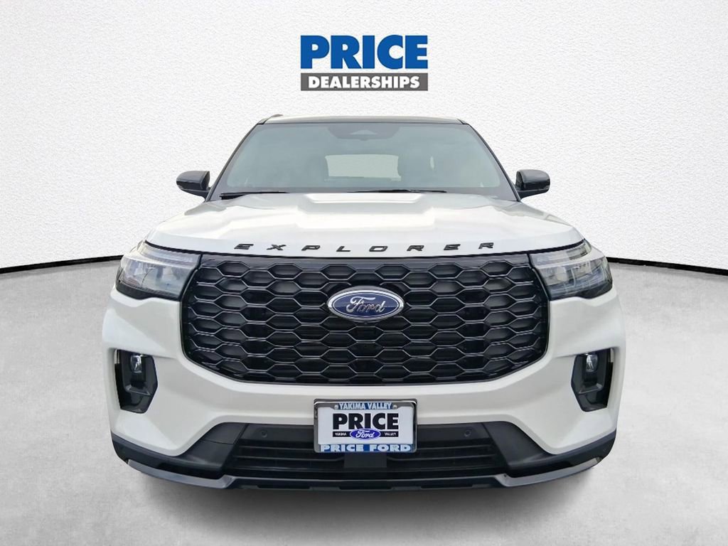 New 2026 Ford Explorer ST-Line w/ ST-Line Street Pack image 8