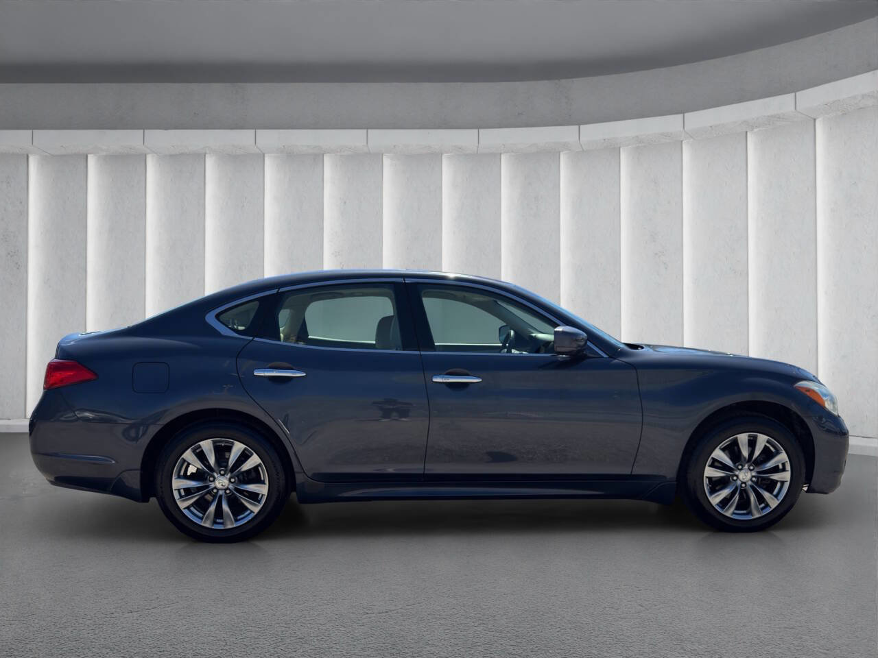 Used 2011 INFINITI M37 x w/ Premium Pkg AWD/4WD image 6