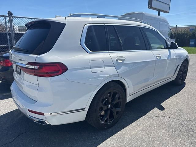 Used 2020 BMW X7 xDrive40i w/ Executive Package image 10