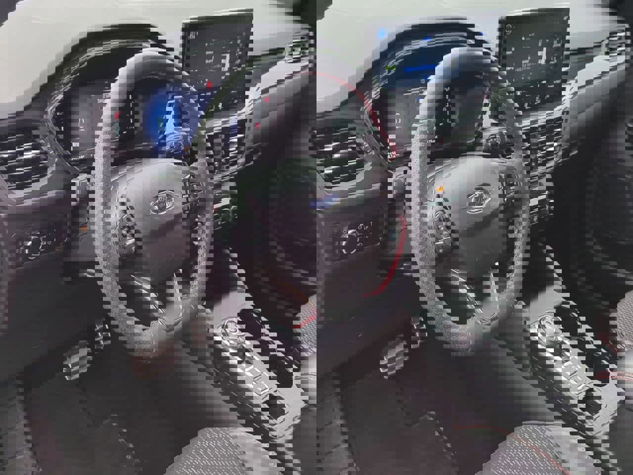 Used 2024 Ford Escape ST-Line w/ Tech Pack #1 image 2