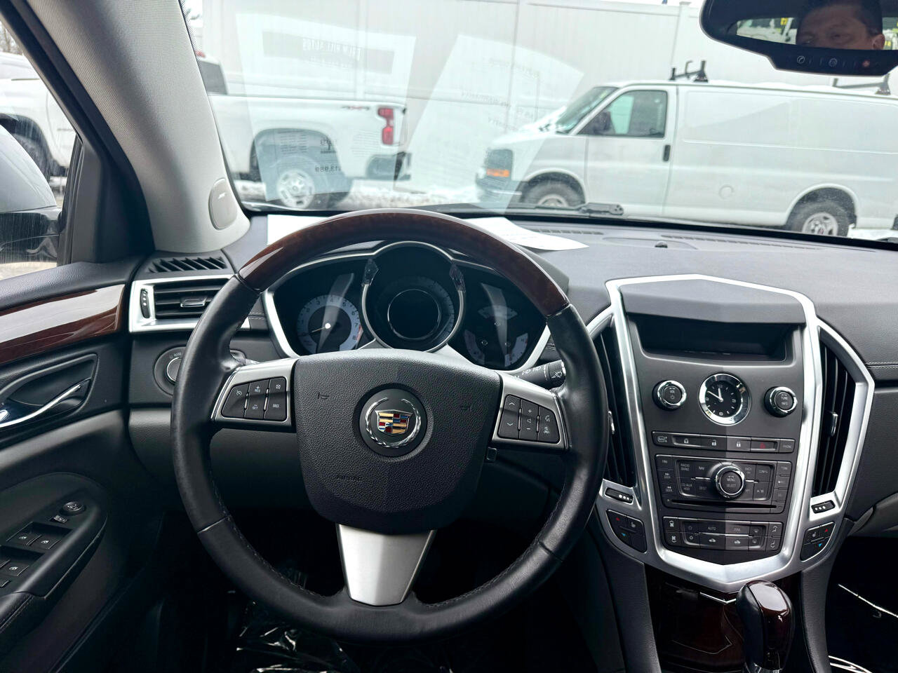 Used 2011 Cadillac SRX Luxury image 31