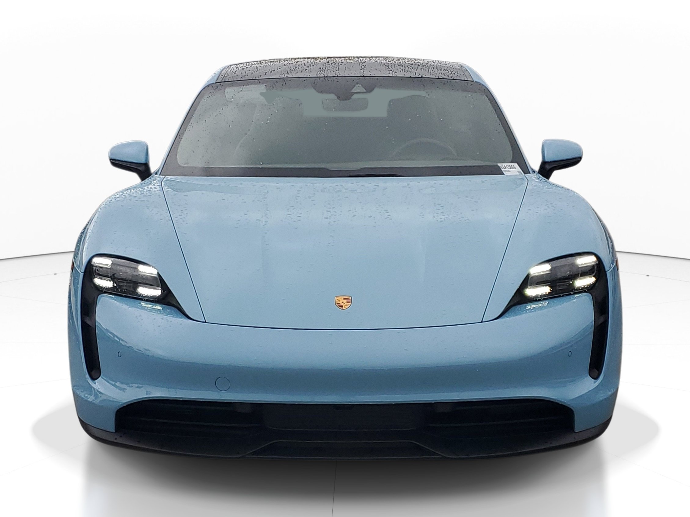 Used 2022 Porsche Taycan RWD image 2