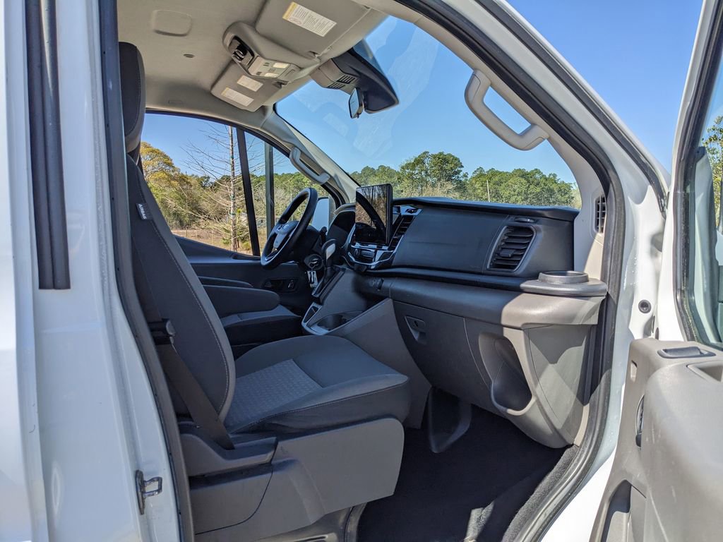 Used 2023 Ford Transit 350 XLT image 37