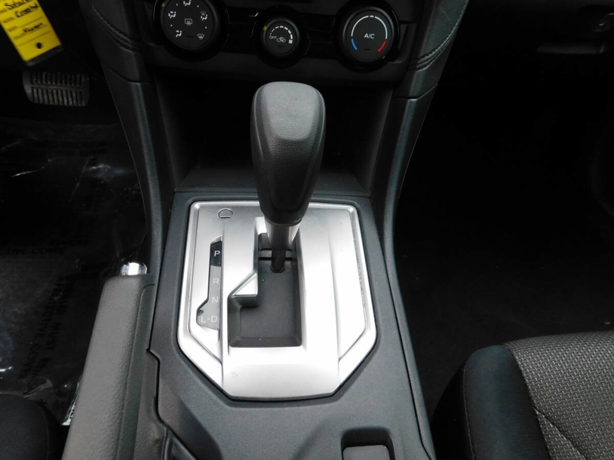 Used 2019 Subaru Crosstrek 2.0i w/ Eyesight System image 14