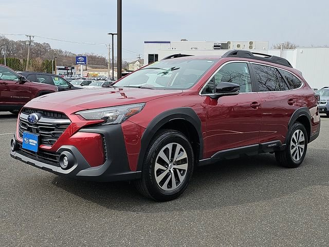 Used 2024 Subaru Outback Premium image 3