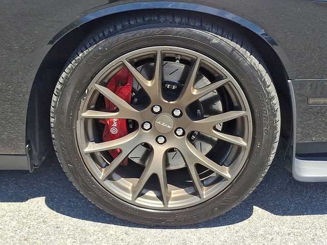 Used 2015 Dodge Challenger SRT Hellcat RWD image 25