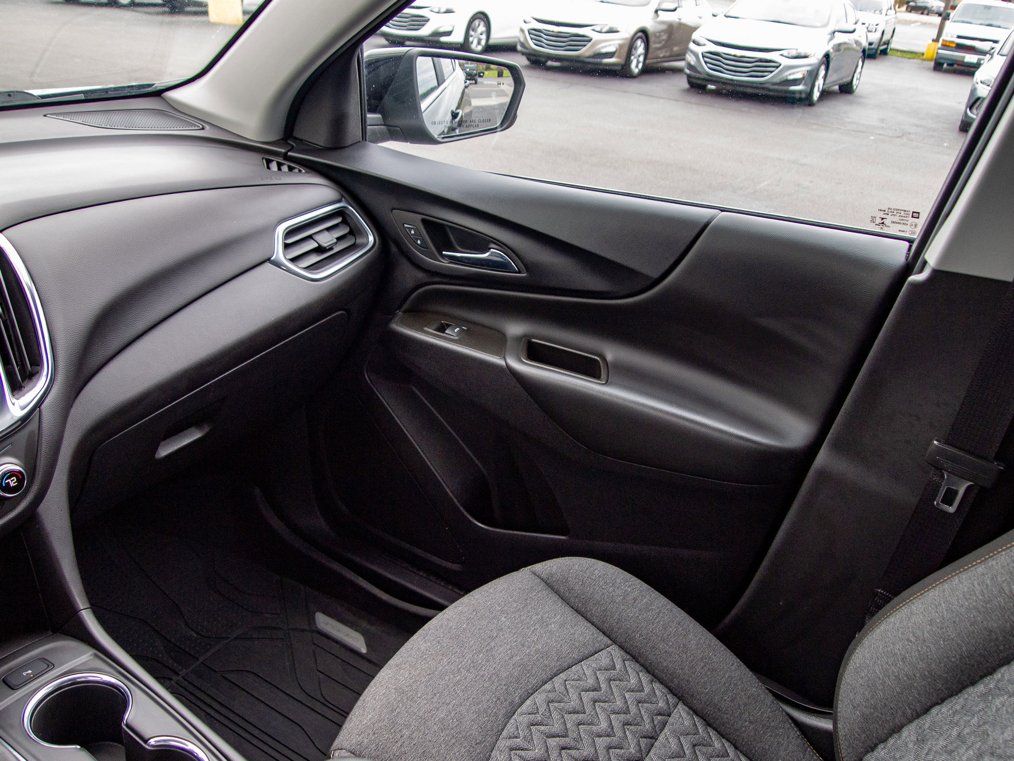 Used 2023 Chevrolet Equinox LT FWD image 14