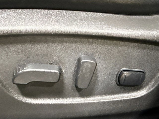 Used 2018 Nissan Rogue Sport SL image 19