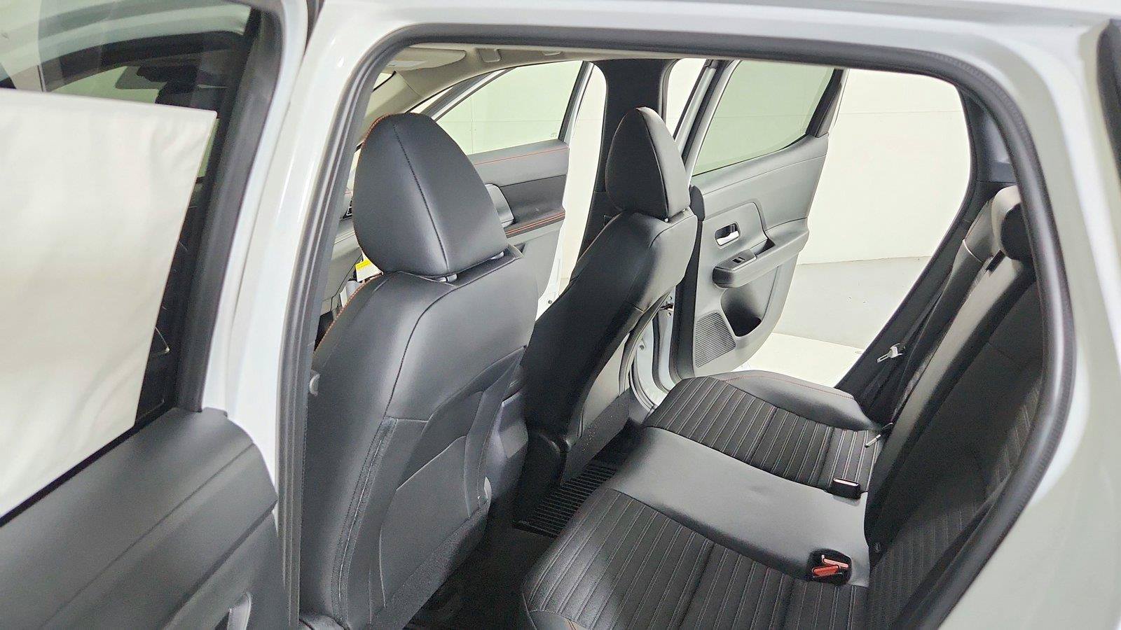 New 2027 Nissan Kicks SV AWD/4WD image 24