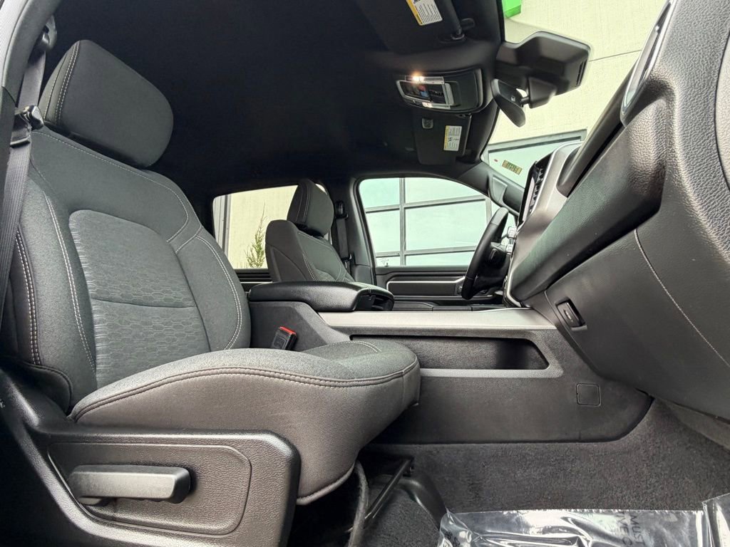 Used 2025 RAM 1500 Big Horn AWD/4WD image 21