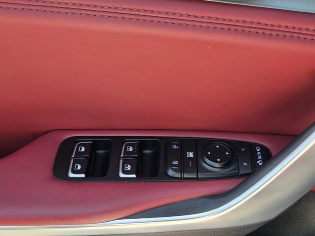 Used 2019 Kia Stinger GT1 AWD/4WD image 29
