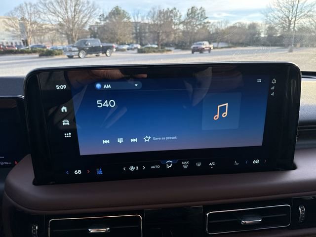New 2026 Lincoln Aviator Reserve w/ Luxury Package AWD/4WD image 16