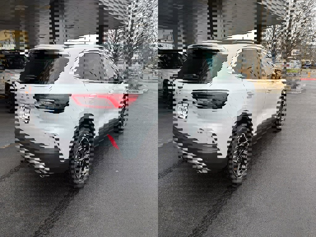 New 2026 Ford Escape Platinum w/ Premium Technology Package image 4