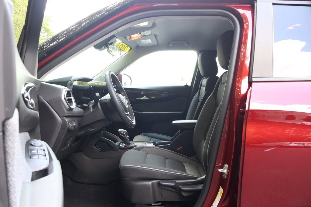 Used 2024 Chevrolet TrailBlazer LT w/ LT Cold Weather Package FWD image 34
