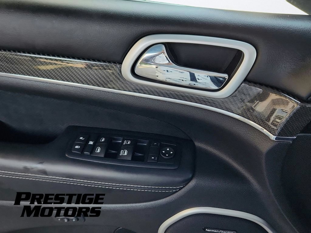 Used 2015 Jeep Grand Cherokee SRT w/ Luxury Group II AWD/4WD image 19