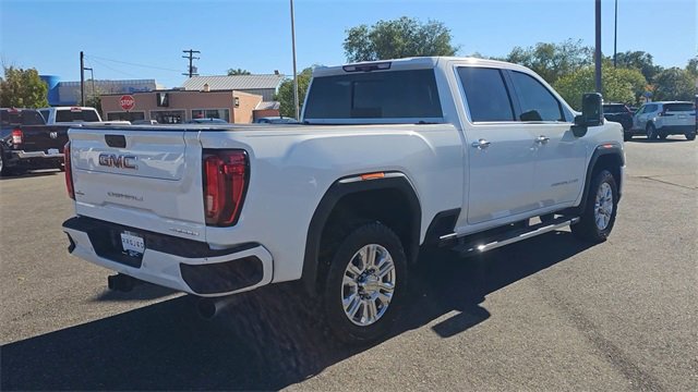 Used 2022 GMC Sierra 3500 Denali w/ Technology Package image 8