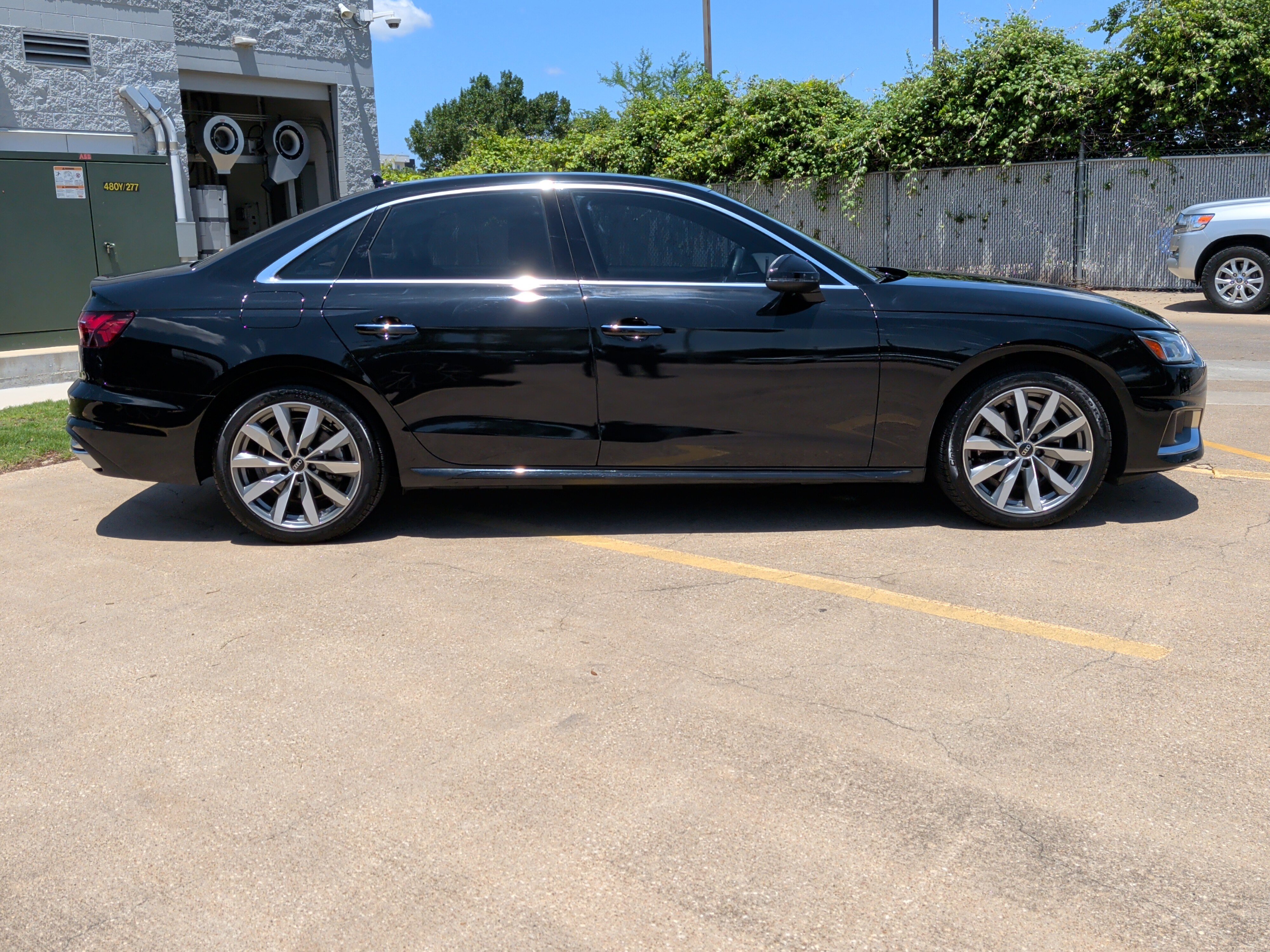 Certified 2022 Audi A4 2.0T Premium w/ Convenience Package AWD/4WD image 11