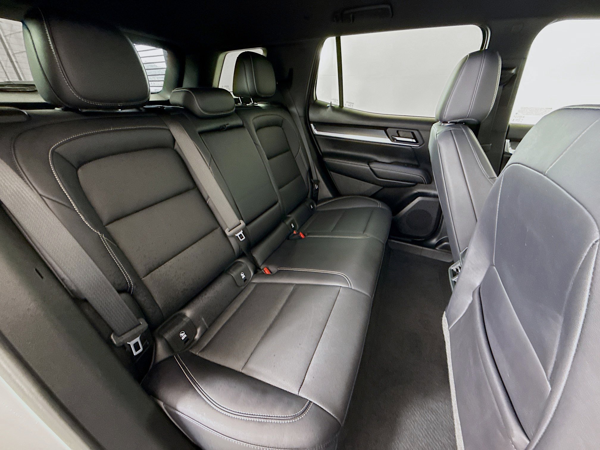Used 2026 GMC Terrain Elevation w/ Elevation Premium Package FWD image 25