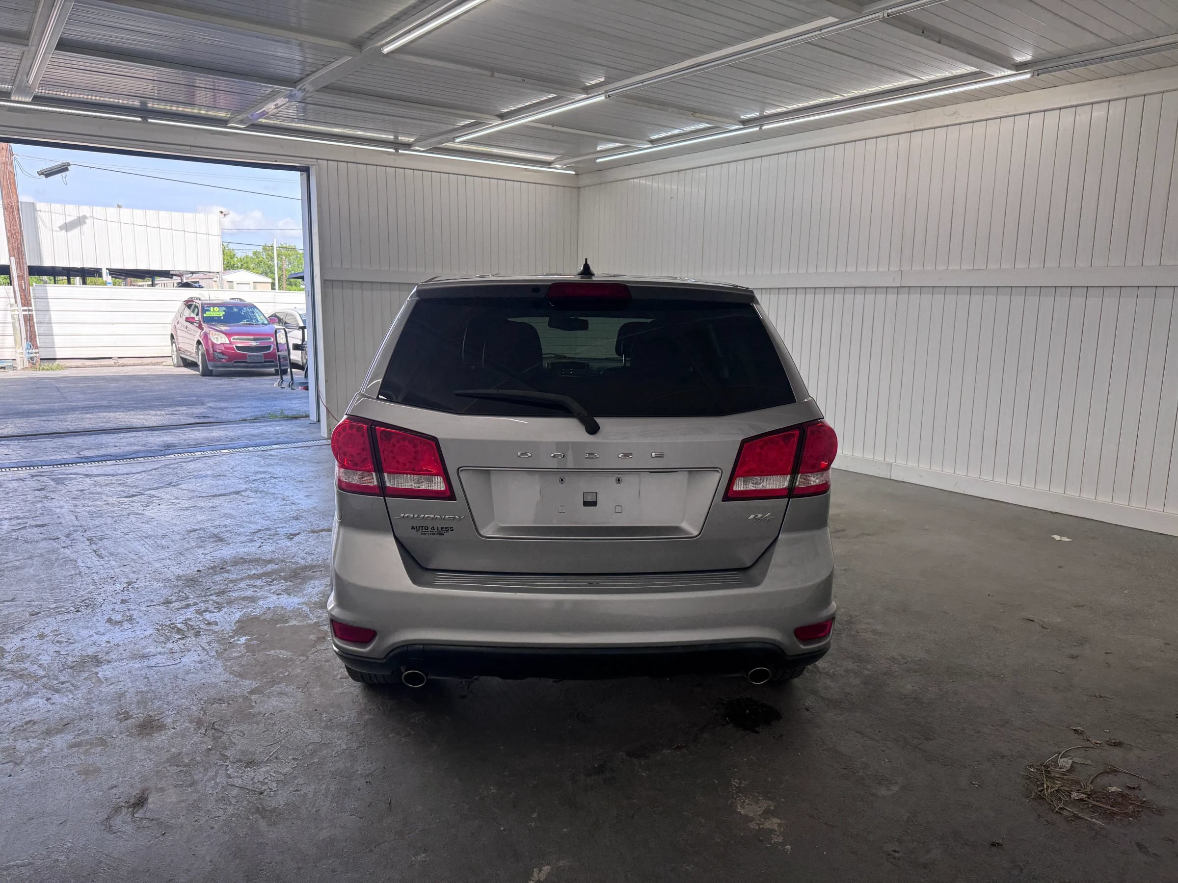 Used 2015 Dodge Journey R/T w/ Flexible Seating Group FWD image 6