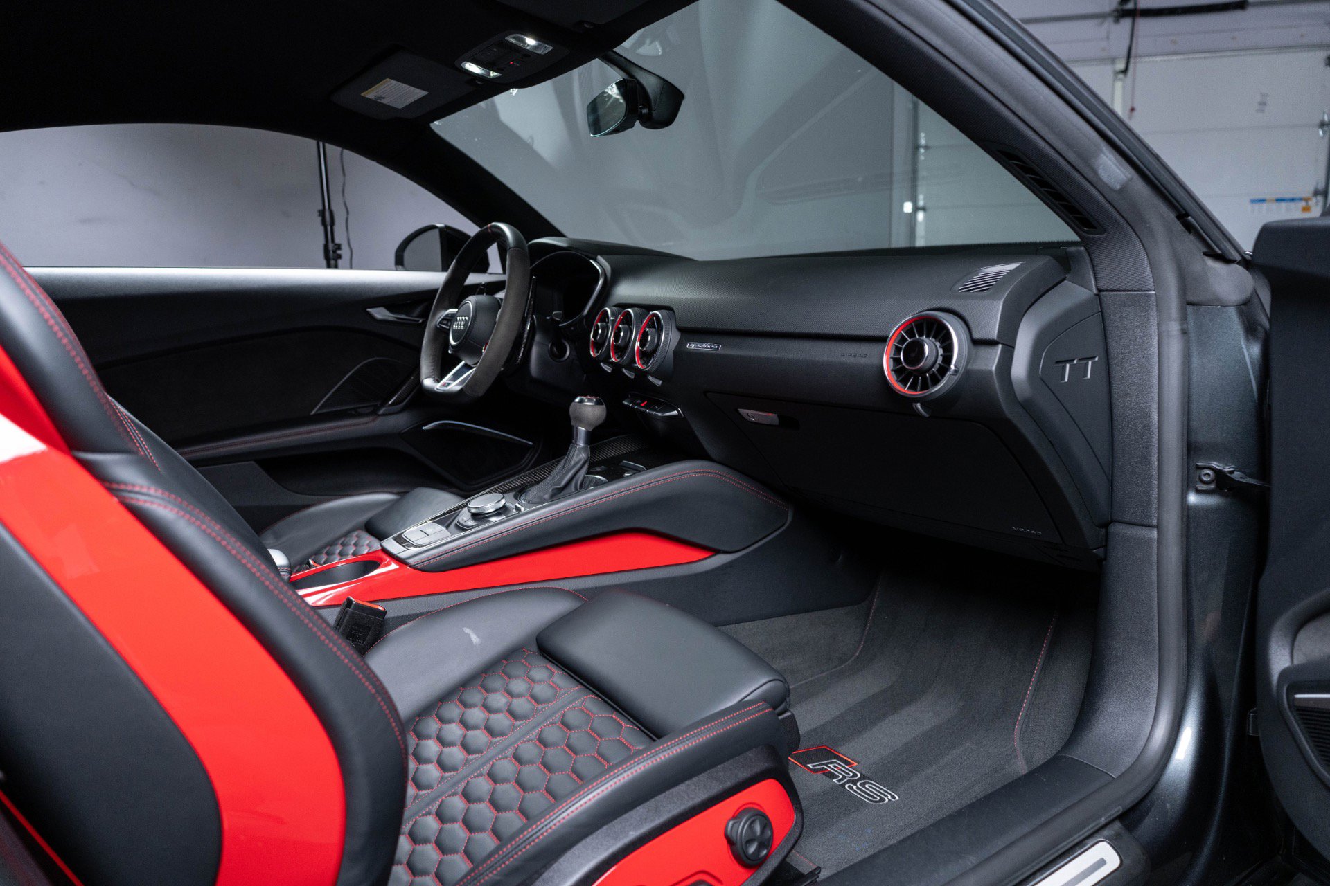 Used 2019 Audi TT RS AWD/4WD image 69