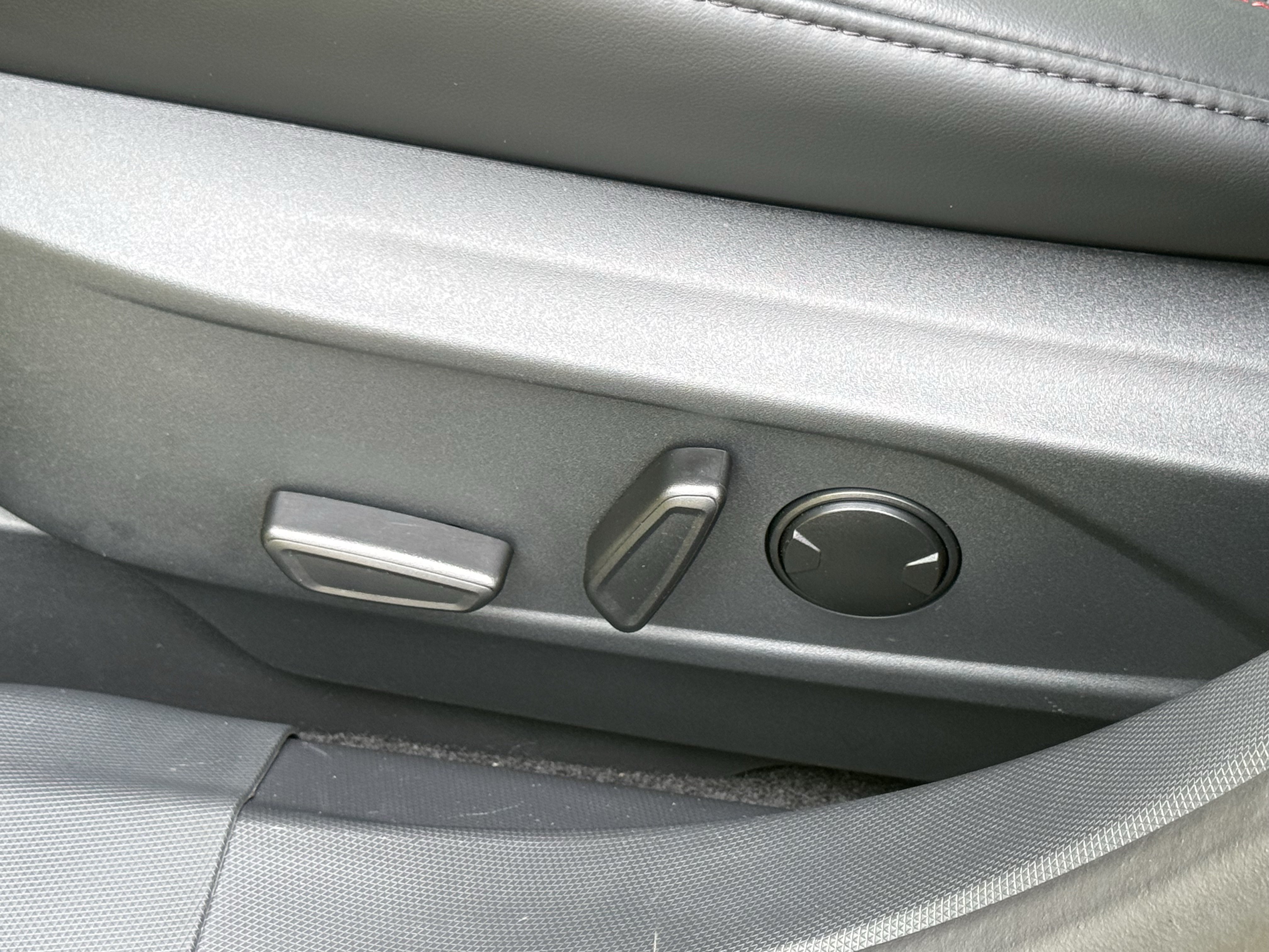 Used 2025 Ford Mustang Mach-E Premium w/ Sport Appearance Package RWD image 19