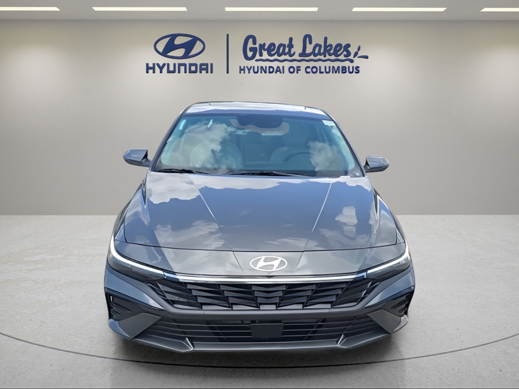 New 2026 Hyundai Elantra Limited FWD image 8
