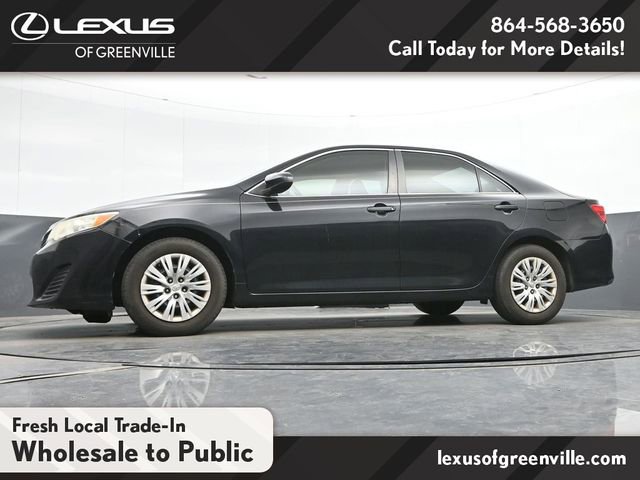 Used 2014 Toyota Camry FWD image 16
