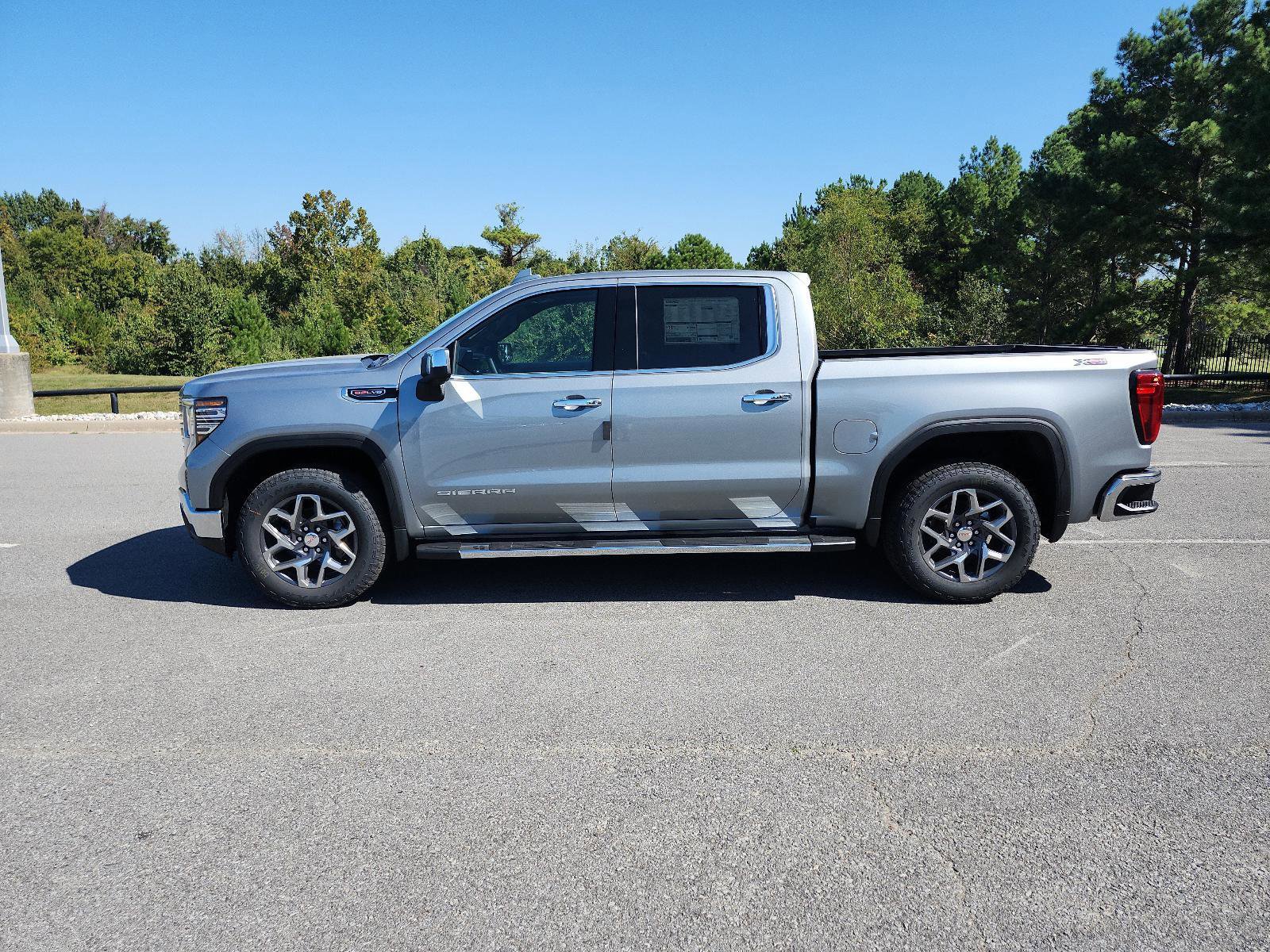 New 2026 GMC Sierra 1500 SLT w/ SLT Premium Plus Package image 2