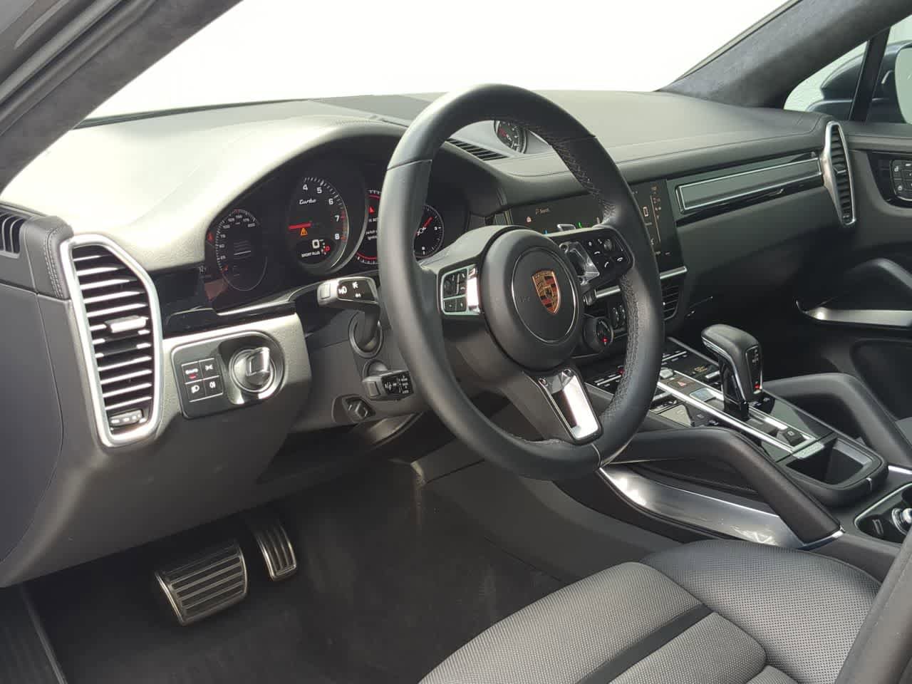 Used 2023 Porsche Cayenne Turbo AWD/4WD image 10