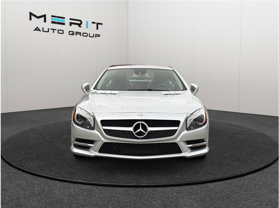 Used 2015 Mercedes-Benz SL 550 image 3