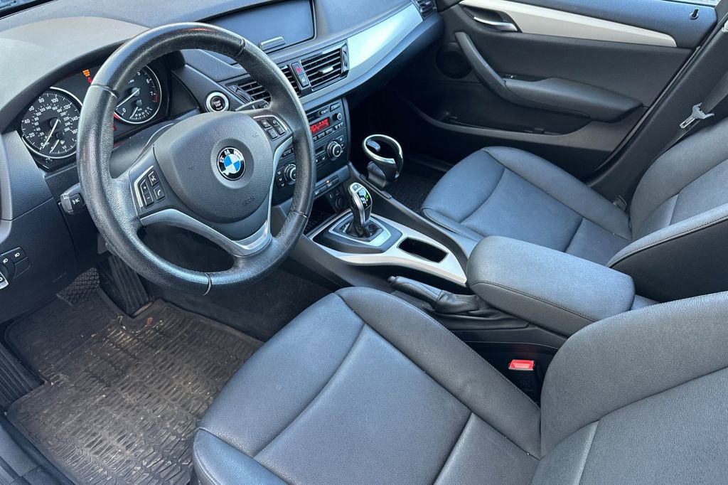 Used 2015 BMW X1 sDrive28i image 9